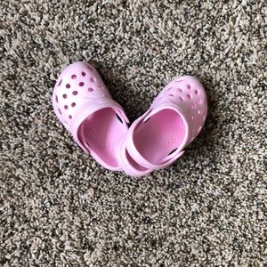 NB pink crocs- new